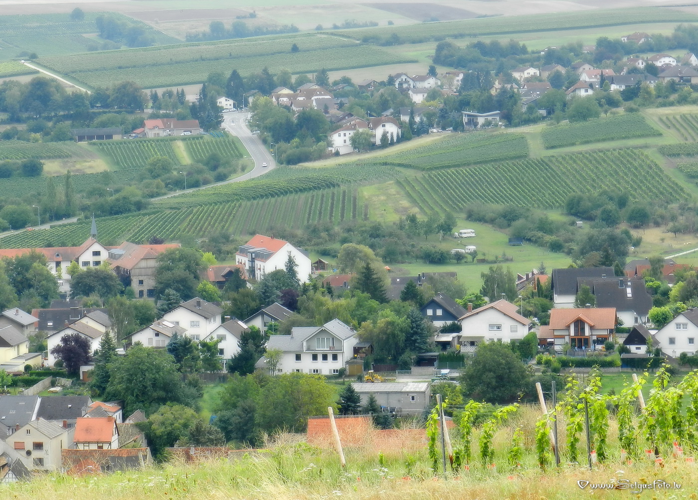 Partenheim. Jugenheim./De/.